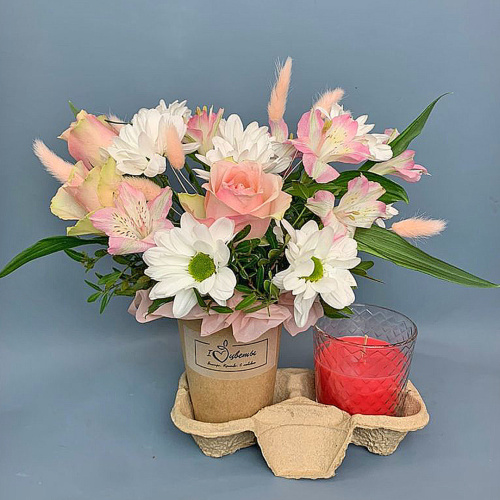 Сет "Ароматный". Набор стаканчики с цветами и аромасвечой N 70341