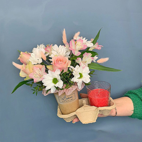 Сет "Ароматный". Набор стаканчики с цветами и аромасвечой N 70341