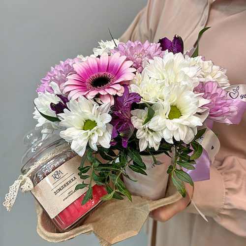 Сет "Земляника". Набор стаканчик с цветами и аромасвечой в банке 70404