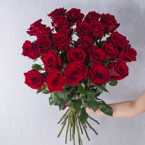 Букет от класса Роза красная Эквадор 60 см N 902