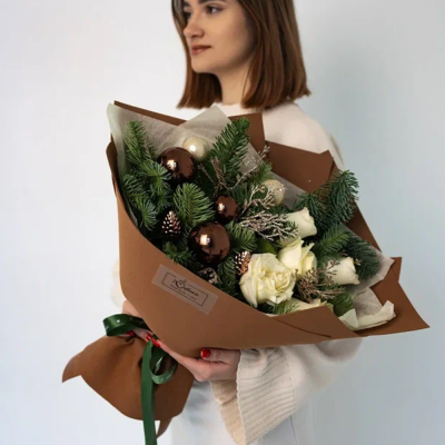 Букет "Кофе с молоком" из нобилиса и белых роз N91149