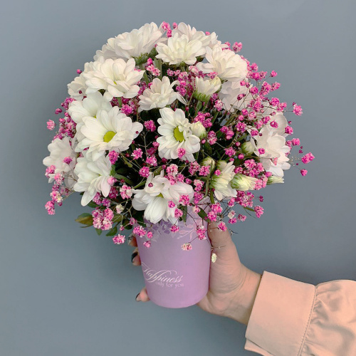 Стаканчик с хризантемой и розовой гипсофилой N 66995-Р