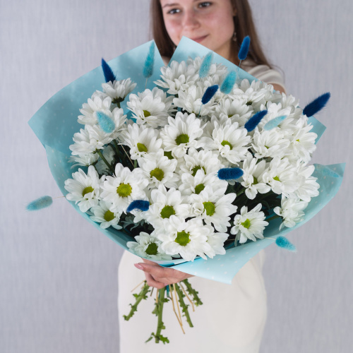 Букет из кустовых хризантем с лагурусом 35810