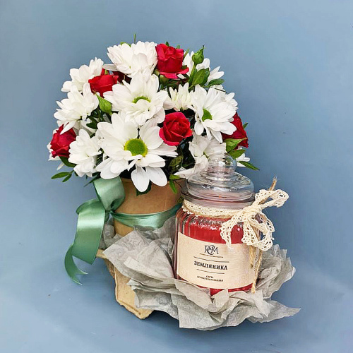 Сет "Романтичный". Набор стаканчик с цветами и аромасвечой в банке N 70191