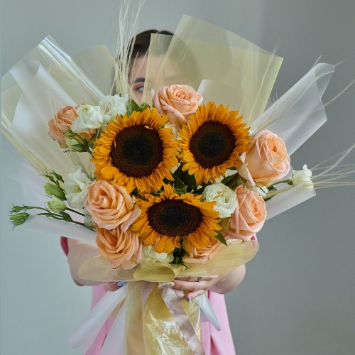 Букет школьный с подсолнухами и розами N 84612