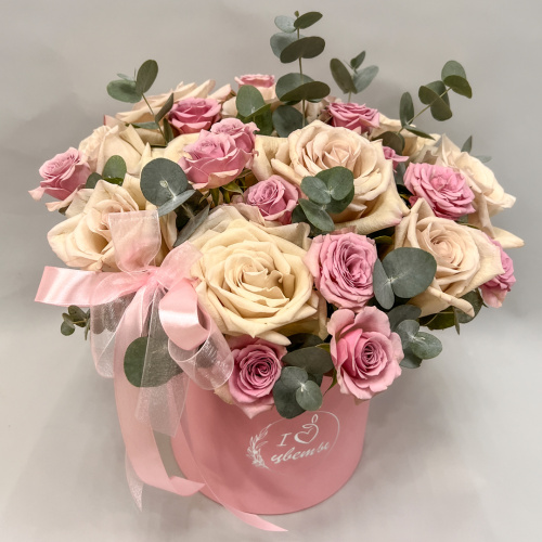 Коробка с розами "Дольче вита" N 45003