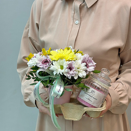 Сет "Цветочный вальс". Набор стаканчик с цветами и аромасвечой в банке 70397