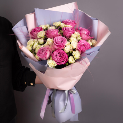 Букет из крупных и кустовых роз "Розовое сияние". размер L 28483 Букет из крупных и кустовых роз "Розовое сияние". размер L 28483