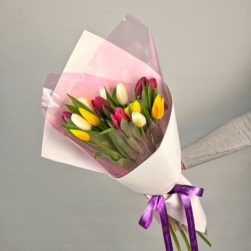 Букет из 15 тюльпанов МИКС (в упаковке) 28405