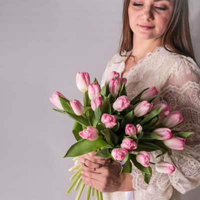 Букет из 25 розовых тюльпанов (без упаковки) 7338 Букет из 25 розовых тюльпанов (без упаковки) 7338
