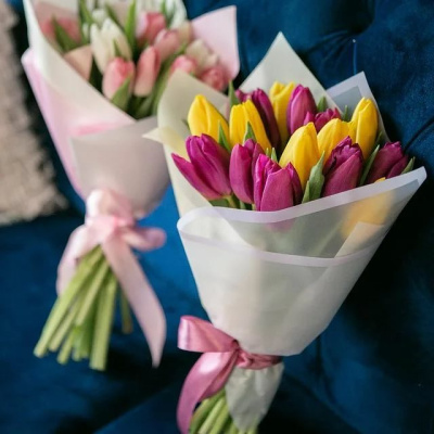 Букет из 15 тюльпанов Дабл-МИКС (в упаковке) 28405 Букет из 15 тюльпанов Дабл-МИКС (в упаковке) 28405
